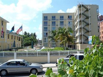 Holiday Inn Express & Suites 拿骚 外观 照片